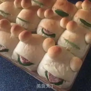 Make Toad Prince Bread step 12