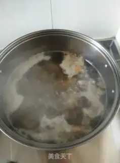 Make Liang, pig hoof soup step 2