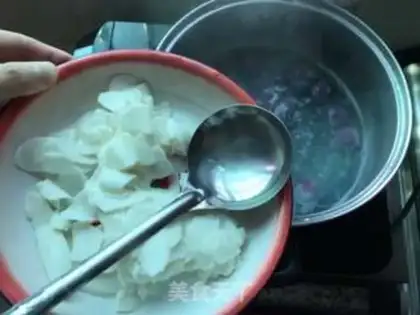 Make Choncchini lilies step 2