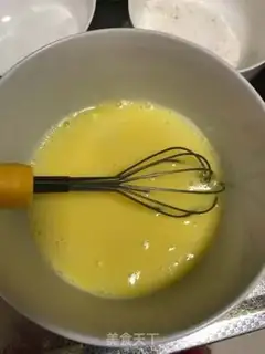 Make Coco cake rolls step 3
