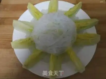Make Garlic fan dolls step 4