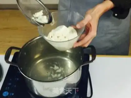 Make Potato tofu cream sauce step 1