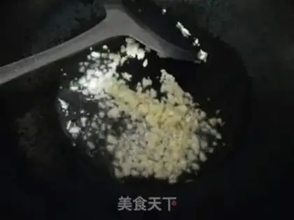 Make Garlic fan dolls step 5
