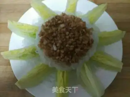 Make Garlic fan dolls step 7
