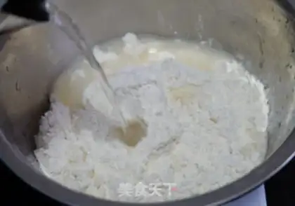 Make Soy sauce, noodle pie step 1