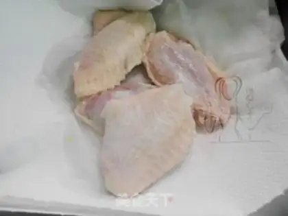 Make Black pepper chicken wings step 2