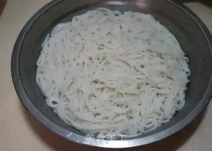 Make Eggs and rice powder step 5