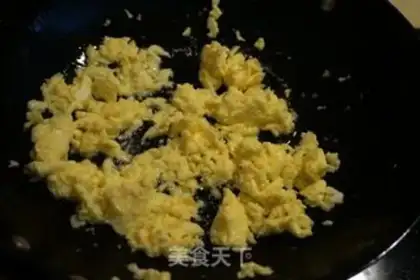 Make Eggs and rice powder step 7
