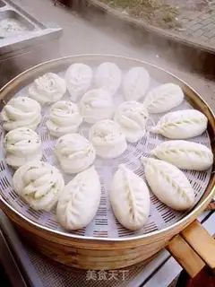 Make Onion rolls step 6