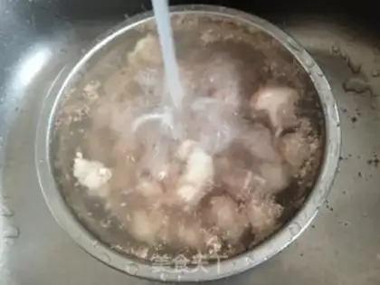 Make Peanut feet step 3