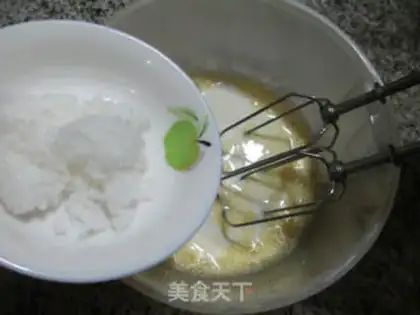 Make The meat pine and the balls step 4