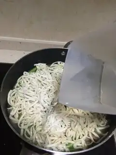 Make Bean bean noodle step 5
