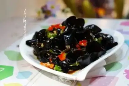 Make Spicy black ear step 7