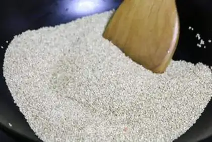 Make Sesame sauce step 1