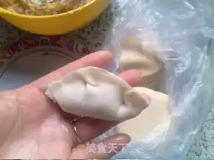 Make Pork sticker step 8