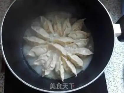 Make Pork sticker step 11