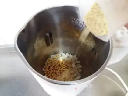 Make Wheat sprouts step 2