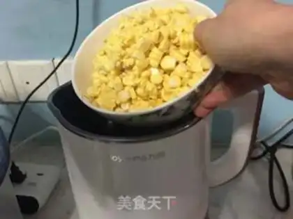 Make walnut corn juice step 3