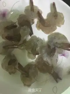 Make Pixie-tail shrimp ball step 4