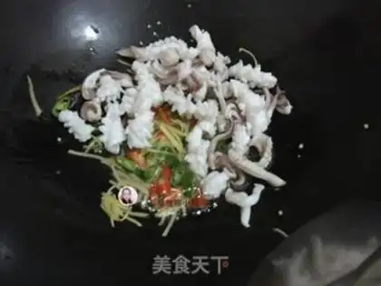 Make Fired squid flowers step 8