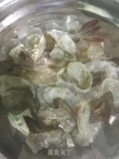 Make Pixie-tail shrimp ball step 5