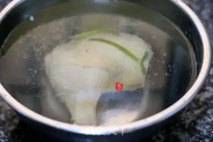 Make Salted chicken powdered chicken legs step 6