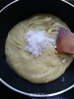 Make Green bean cake step 5