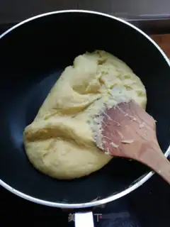 Make Green bean cake step 7