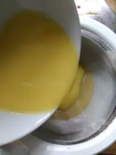 Make Pumpkin steamed eggs step 3