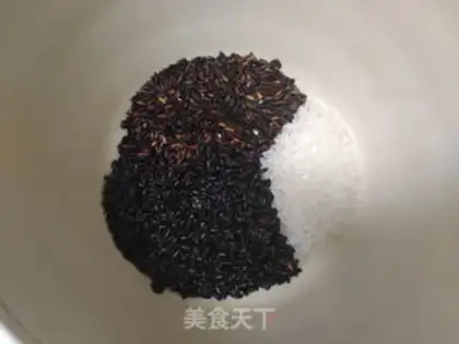 Make Black rice congee step 0