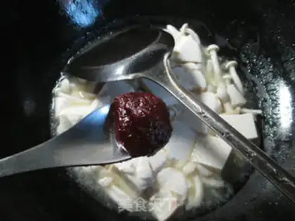 Make Hot white mushroom tofu step 5