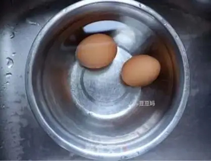 Make Egg salad step 1