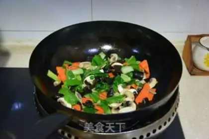 Make Fry mushrooms step 3