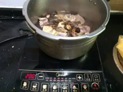 Make The old duck of mushrooms step 2