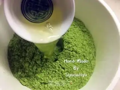 Make The tea macaron step 2