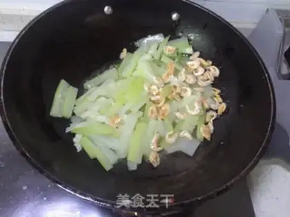 Make Shrimp starts to bloom at night step 6