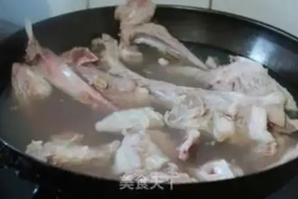 Make Hands on lamb step 1