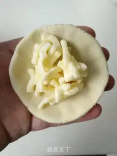 Make Coconut cheese and potatoes step 2