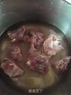 Make Steamed potatoes step 0