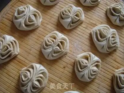 Make Pretzel rolls step 8