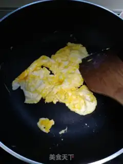 Make Golden Tomato Fried Eggs step 3