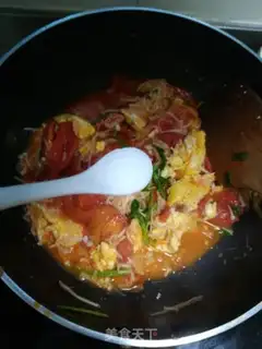Make Golden Tomato Fried Eggs step 9