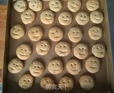 Make Pumpkin Smiley Cookie step 7