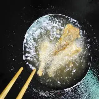 Make Frozen, yellow fish step 5