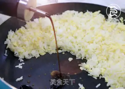 Make Scramble sauce and garlic step 3