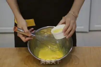Make Hokkaido Chifeng cake step 2