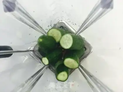 Make cucumber egg cake step 0