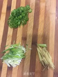 Make Spicy pepperfish step 2
