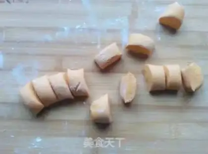 Make Pumpkin talons step 3