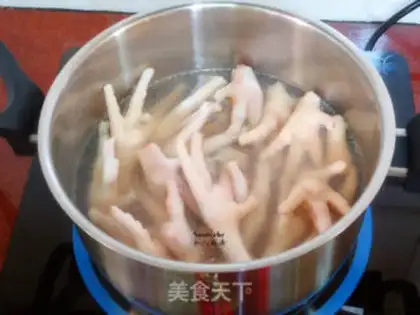 Make An appetizer claw step 1